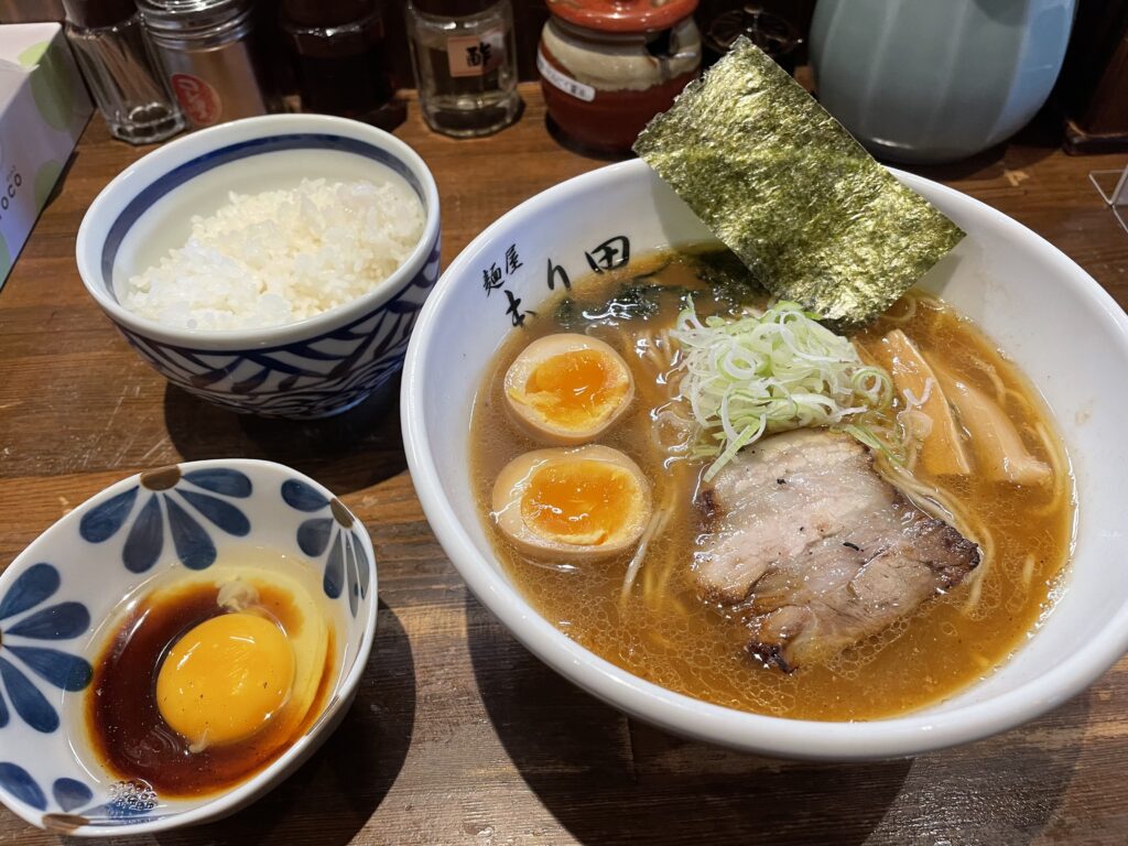 醤油ラーメン